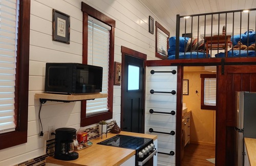 Wickenburg Cottage | Mustang Trail Ranch Casita. Natural desert setting open air living with views!