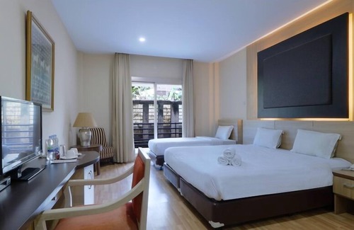 Cipete Selatan Bed & Breakfast | Mutiara Suites