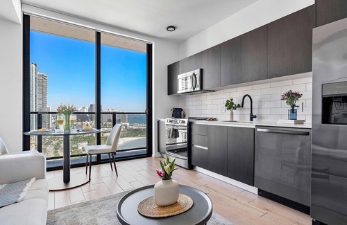 Downtown Miami Apartment | MVR 5 Star Views in Miamis Best Location