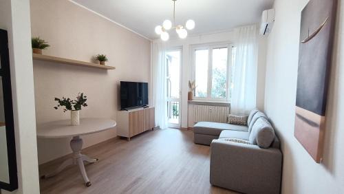 Bonate Sotto Apartment | MY Bergamo Pool Apartment