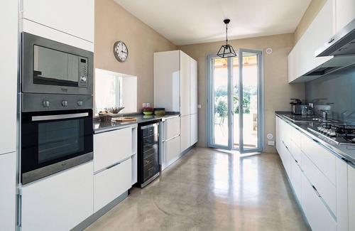 Avola Villa | My Rental Homes - Villa Orangella located near the sea with private pool 6 bedrooms 12 sleeps