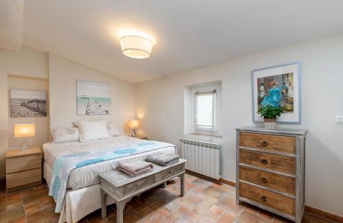 Antibes Old Town Apartment | My rima