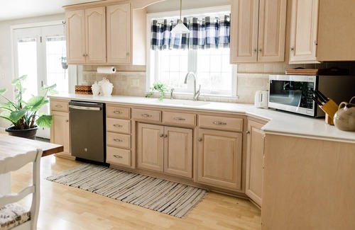 Walnut Creek Apartment | My Romantic Cottage - 3 min walk to food & shops