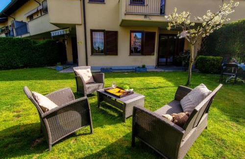 Cassina Rizzardi Apartment | My Sweet Garden - by MyHomeInComo