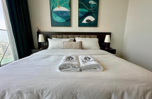 Dubai Media City Apartment | Myhome Avani Palm View Dubai