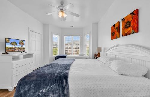 Socastee Apartment | Myrtlewood by Monarch Rentals