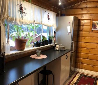 Torsby Villa | Mysig timmerstuga med braskamin nära Hovfjället