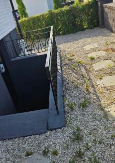 Bramhult Apartment | Mysigt och varmt boende hela boendet