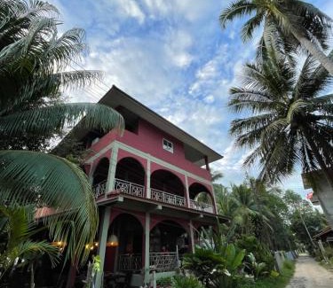 Chaloklum Resort | Mythai Guesthouse