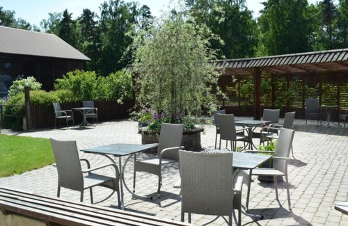 Lidkoping Hotel | Närebo Gårdshotell & Restaurang