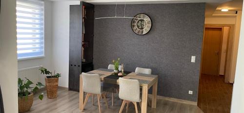 Vizafogo Apartment | N.Cristian Apartment
