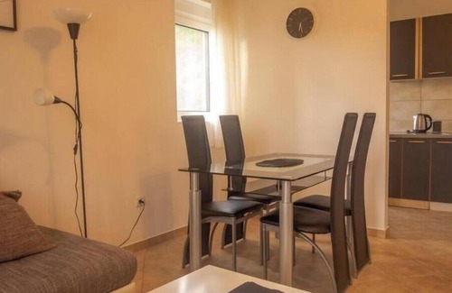 Lastva Grbaljska Villa | N&M Apartman 2