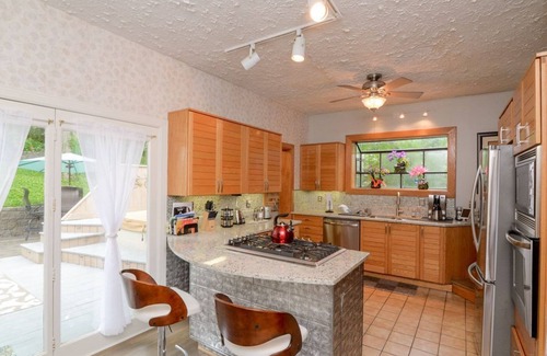 Hillsboro West End House | n Music City Christmas & Nashville "Big Bash" New Years Eve Available!nnnnnn