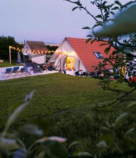Vlkos House | Naše Búda