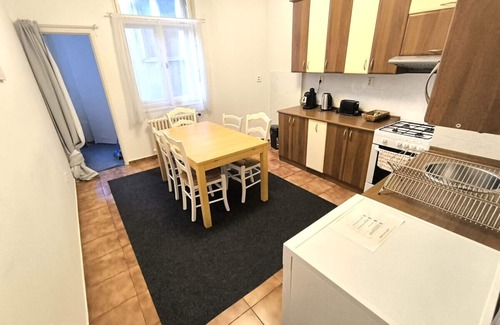 Prague 2 Apartment | Na Slupi Sanctuary:Serene 2-Bedroom Getaway Prague