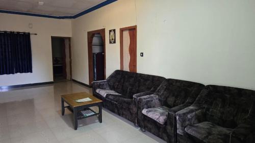 Kandal Apartment | NABA HOME STAY OOTY
