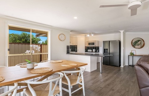 Yamba Villa | Nabilla Court | Canal Front Duplex