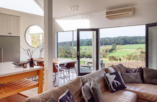 Red Hill South House | Nafplio Red Hill vineyard stunning views