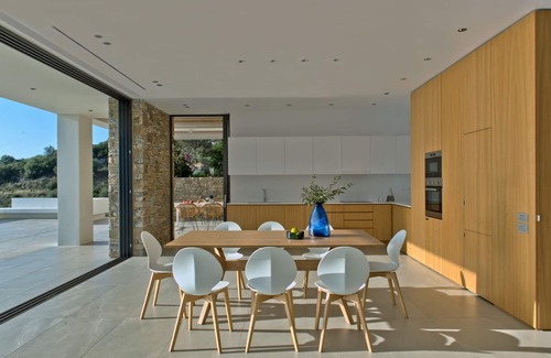 Nafplio Villa | NafplioBlu - Villa for 6-8 with amazing sea and valley views + infinity pool