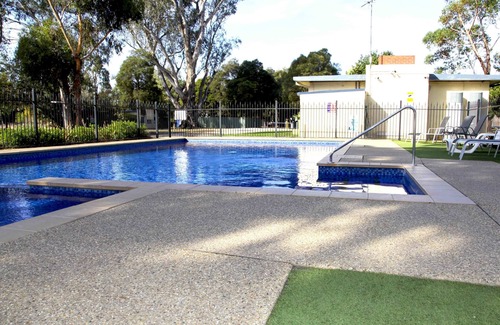 Nagambie Cabin | Nagambie Caravan Park & Motel