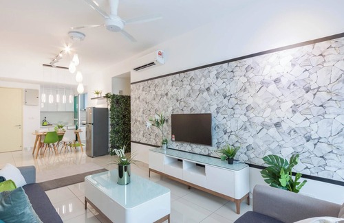 Klang Apartment | NaiBnB @ Impiria Residensi