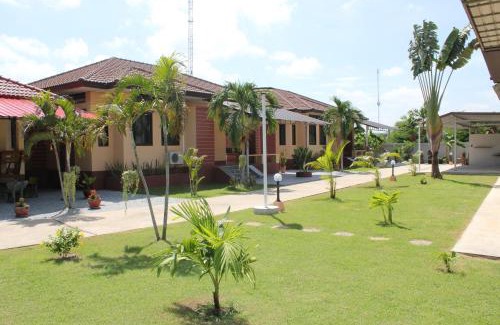 Rayong House | Naluemon Village FH 3-4