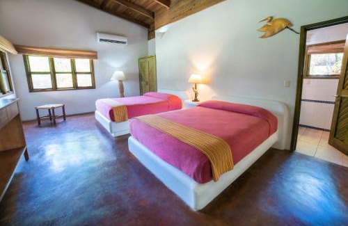 Fronteras Hotel | Nanajuana Río Dulce