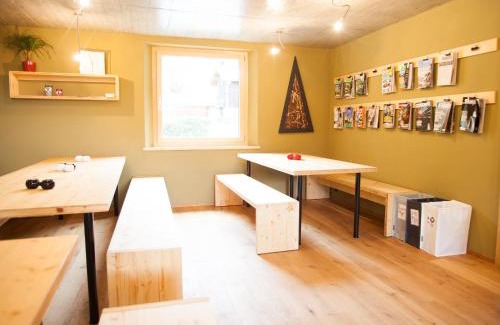 Acletta House | Nangijala Guest House