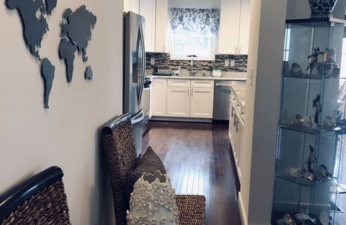 Parkville House | Naomi’s Beautiful Baltimore Studio Suite~Sleeps 2