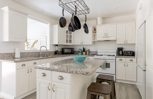 Naples House | Naples Island Pool House