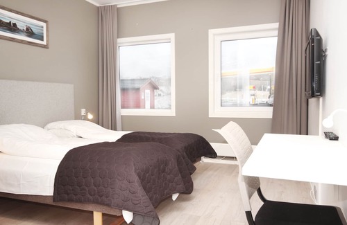 Sandnessjoen Hotel | Napoli resturant & Hotell