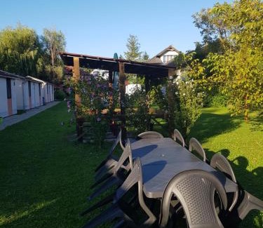 Balatonfuzfo Apartment | Napraforgó Apartmanok