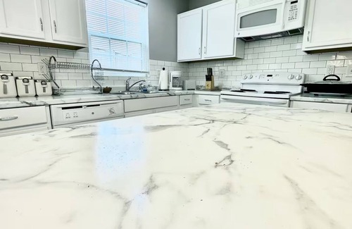 Whites Creek House | "NASHVILLE'S HIDDEN GEM" 3-bedroom house 10 Min from town Nashville!