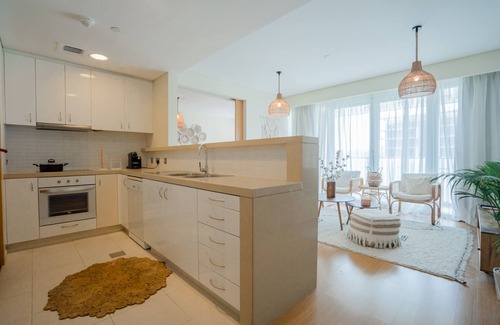 Al Raha Beach Apartment | Nasma Holiday Homes - Al Sana 1