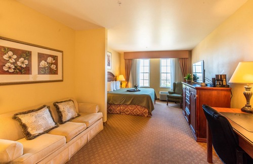 Natchez Hotel | Natchez Grand Hotel & Suites On the River