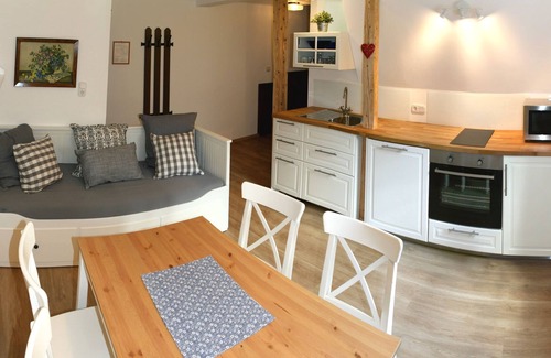Puchberg Am Schneeberg Apartment | Natural mountain landscape, family business in a quiet location