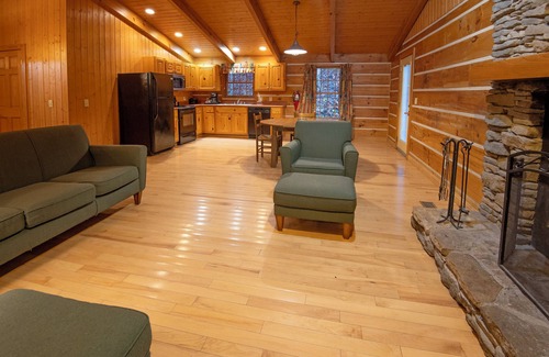 Slade Cabin | Natural Bridge State Resort Park
