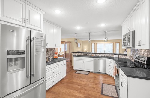 Ham Lake House | Natural tranquility meets city convenience at The Unicorn.