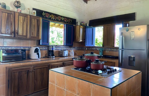 Montenegro Ski Chalet | Nature escape in Quindío: Chalet with pool, wifi, kiosk and 5 bedrooms