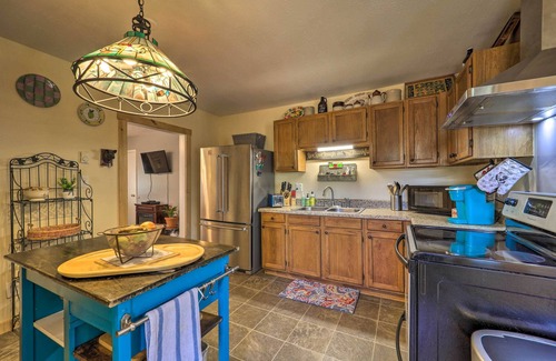 Wytheville House | Nature Escape in Wytheville w/Covered Porch!