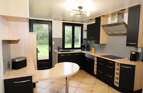 Bressuire House | Nature & fishing gîte with Nordic bath - 6 pers