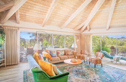 Fallbrook House | Nature Focused Villa Designed For Wellness