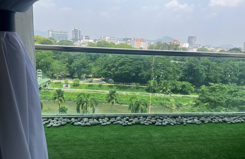 Jawa Apartment | Nature Green View 10 PAX 832