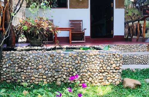 Udawalawa Cottage | Nature Lovers Safari Resort: Cozy cottages, wildlife and unforgettable safaris.