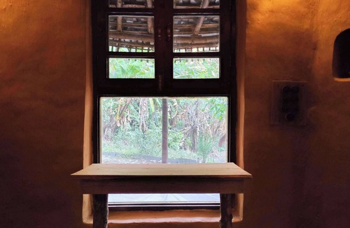 Dharamshala Cottage | Nature Stay in Mud cottage with Food, Yoga & Meditation in Dharamshala