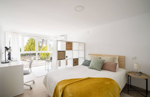 Villar del Olmo Apartment | Nature Studio near Spain's Prettiest Town, Newly Renovated, Bright, All Comforts