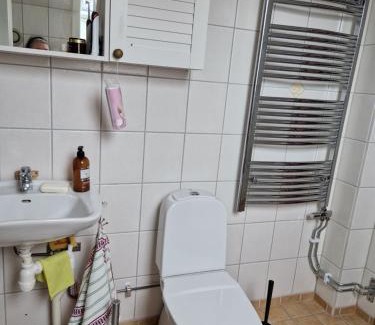 Uppsala Bed & Breakfast | Naturnära enkel rum B&B i Uppsala Ramstalund