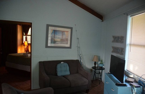 Surfside Apartment | Nautical Inn 10-Cozy Villa-Second Floor-Beachfront