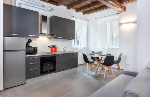 Carpenzago Apartment | Naviglio suite apartments