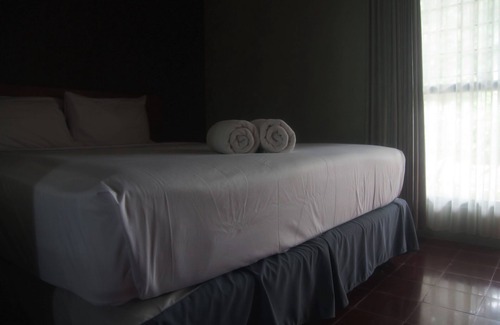 Central Yogyakarta Bed & Breakfast | Ndalem Mantrigawen